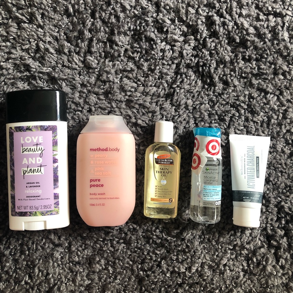 Deodorant, body wash, oil, cleasing, toothpaste